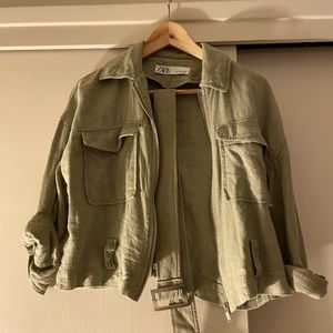 Green cropped utility jacket